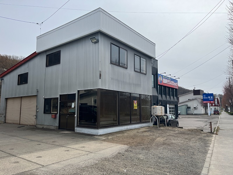 新町2丁目8-13店舗 駐車場