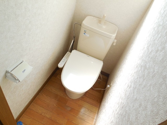 ハイツリラ トイレ