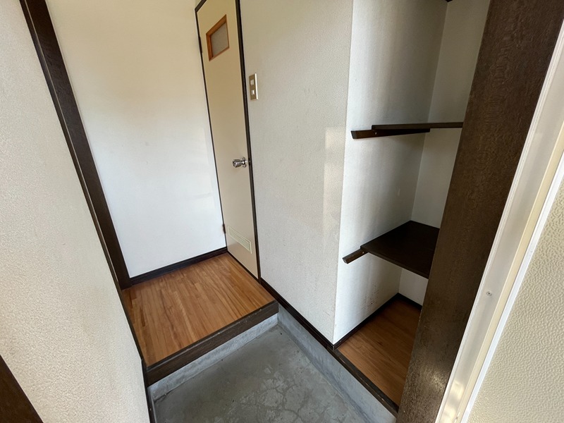 ハイツせせらぎ 玄関