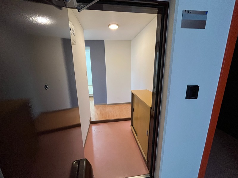 Ｍクレール 玄関