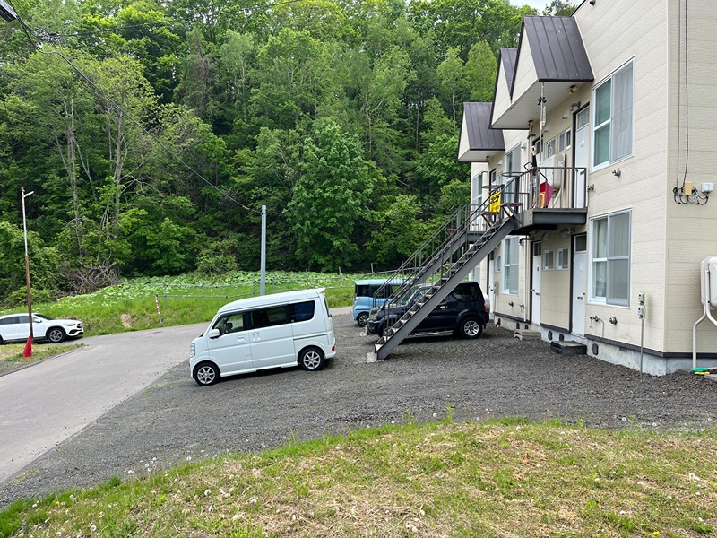 錦町ホワイトハイツ 駐車場