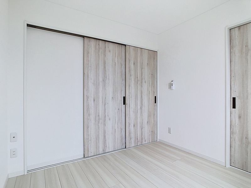 エムロード ベッドルーム