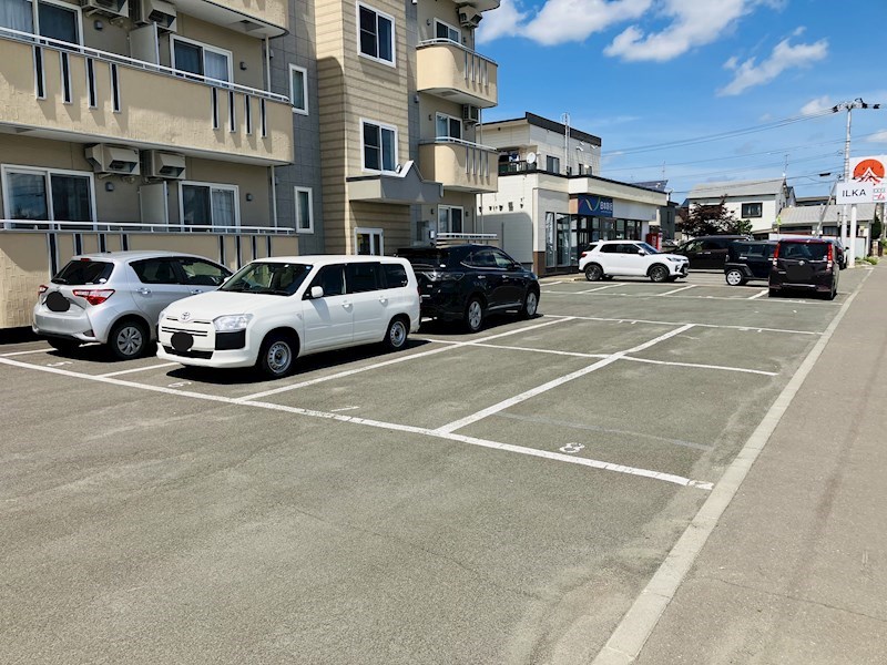 エクセレンスⅠ 駐車場