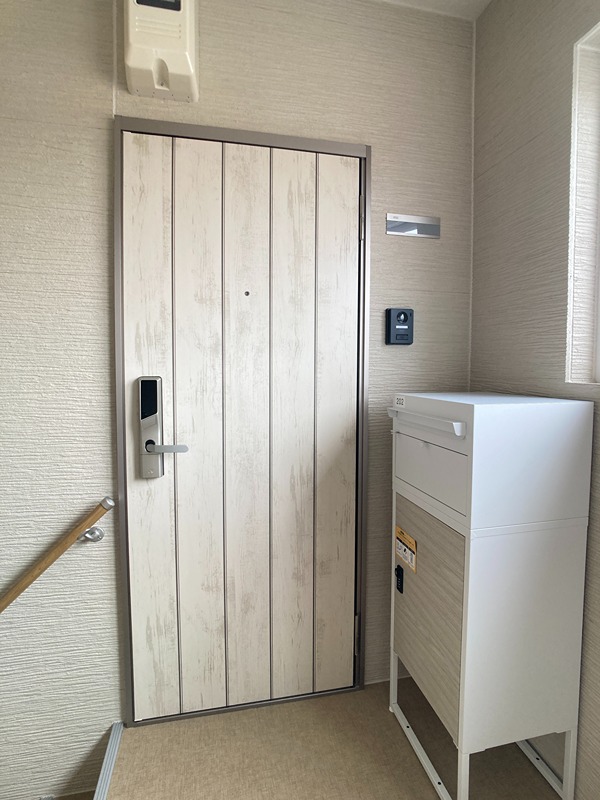 ラピス 玄関