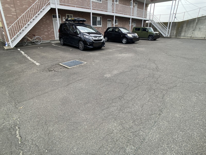 カームライフ北進Ⅰ 駐車場