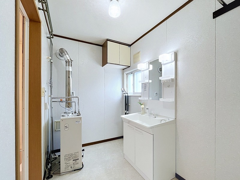 北海道網走市駒場南７丁目13番8号 洗面所