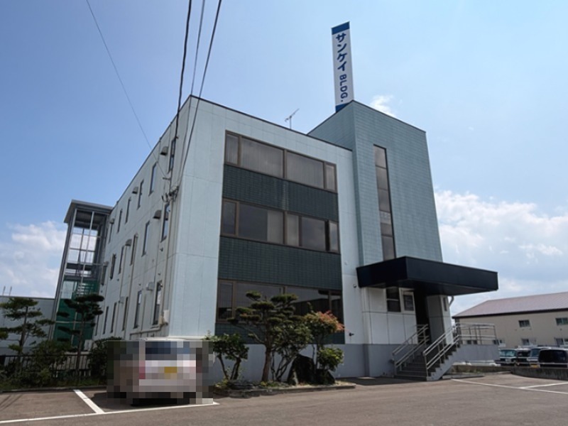 サンケイビル 外観