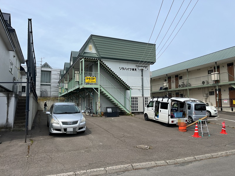 リラハイツ潮見 駐車場