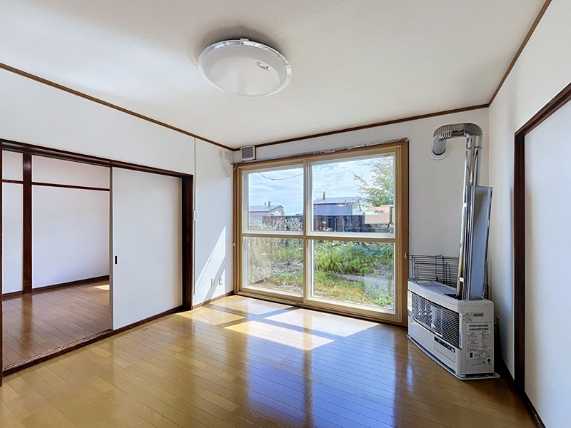 北海道網走市駒場南２丁目3-14 リビング