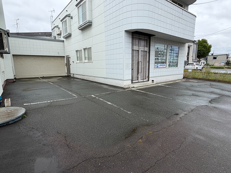 STELLAR NAGAI BLD 駐車場