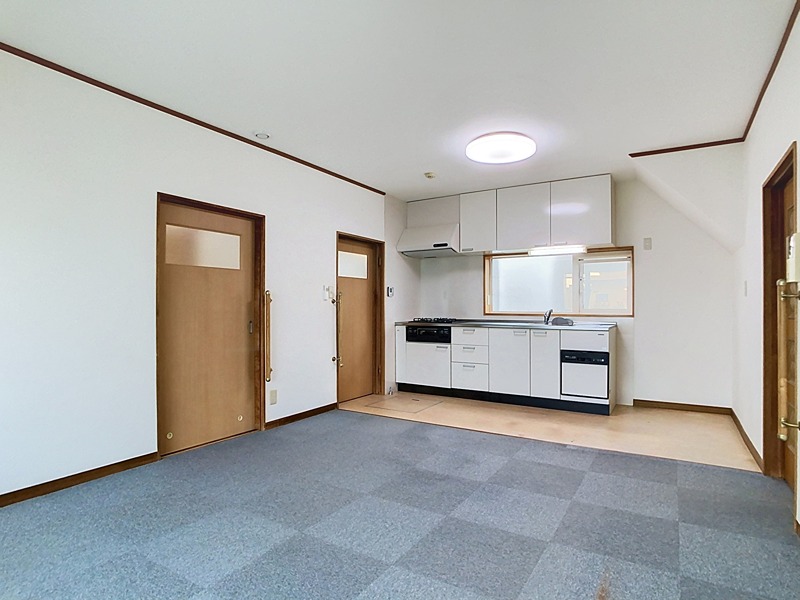 北海道北見市桂町４丁目215番地10 リビング