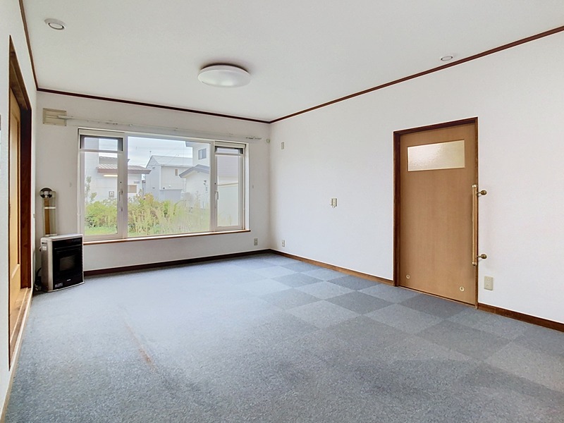 北海道北見市桂町４丁目215番地10 リビング