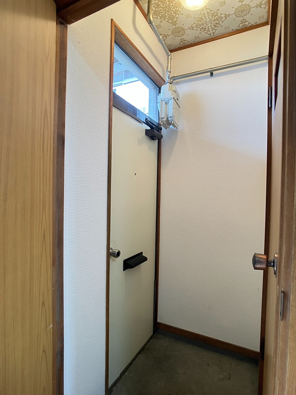 加納マンションＢ 玄関