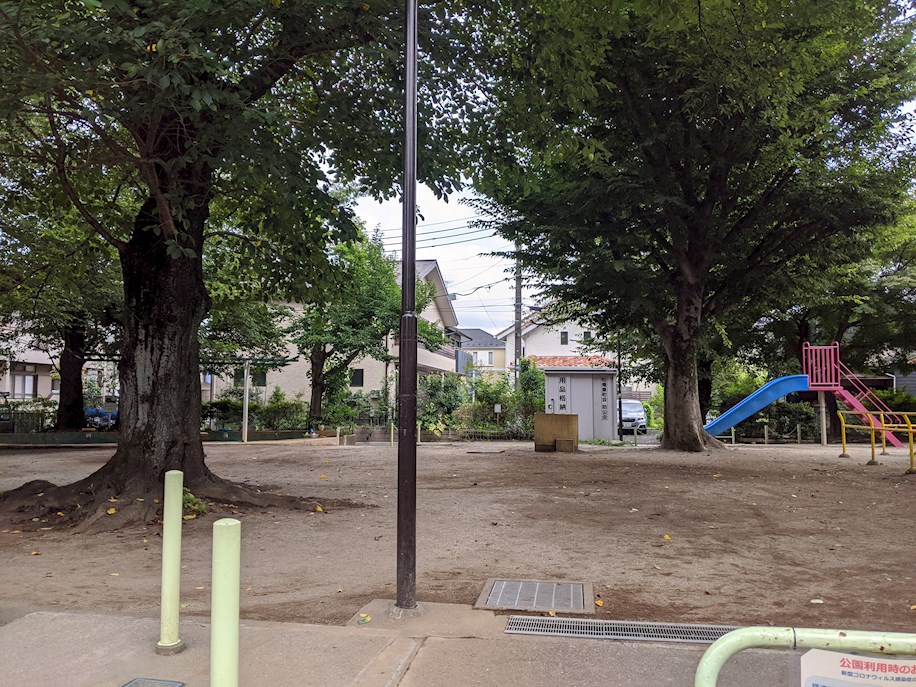 ヴィラ松庵Ａ棟 公園