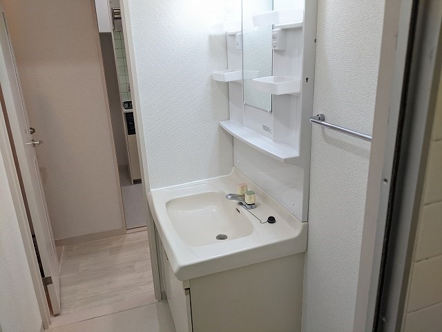ウイング西荻南 洗面所