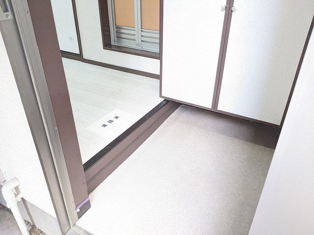 青山ハイム 玄関
