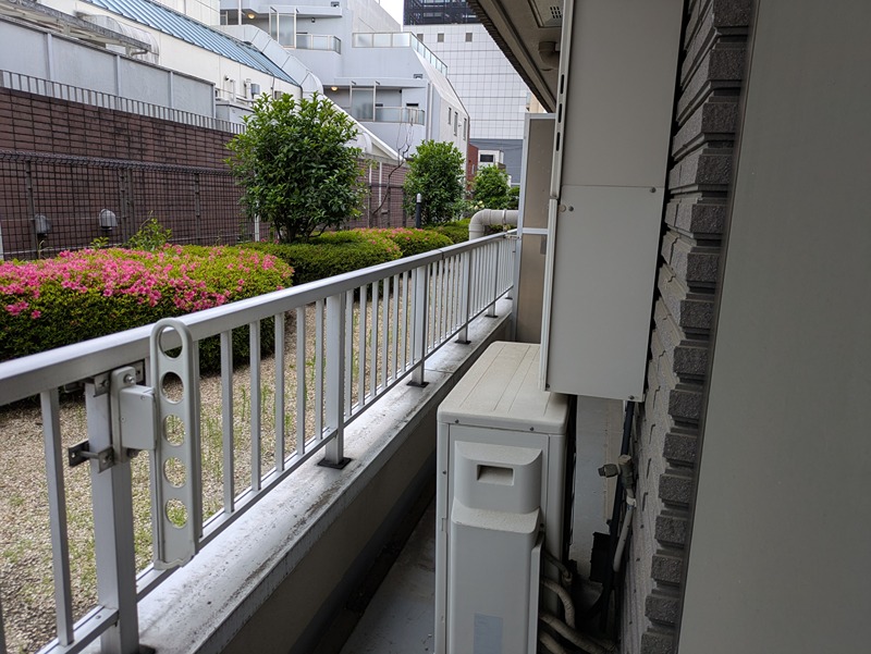 ウィスタリア ベランダ