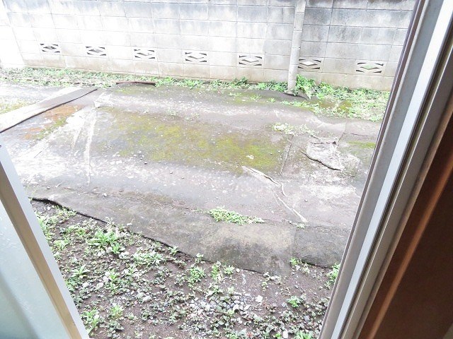 さつき荘 庭