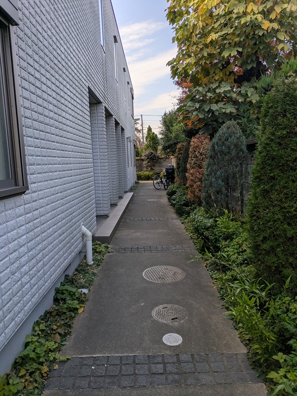 Lindenbaum Suginami エントランス
