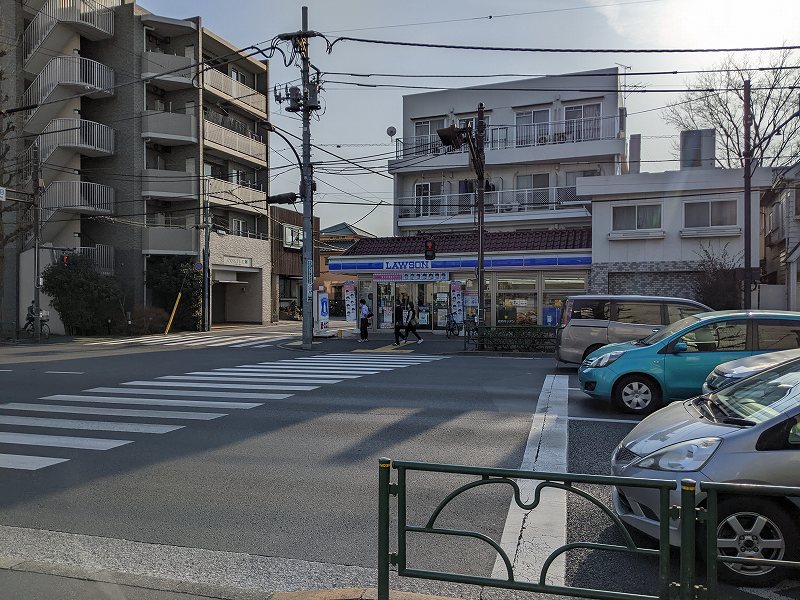 コーポ横山 コンビニ