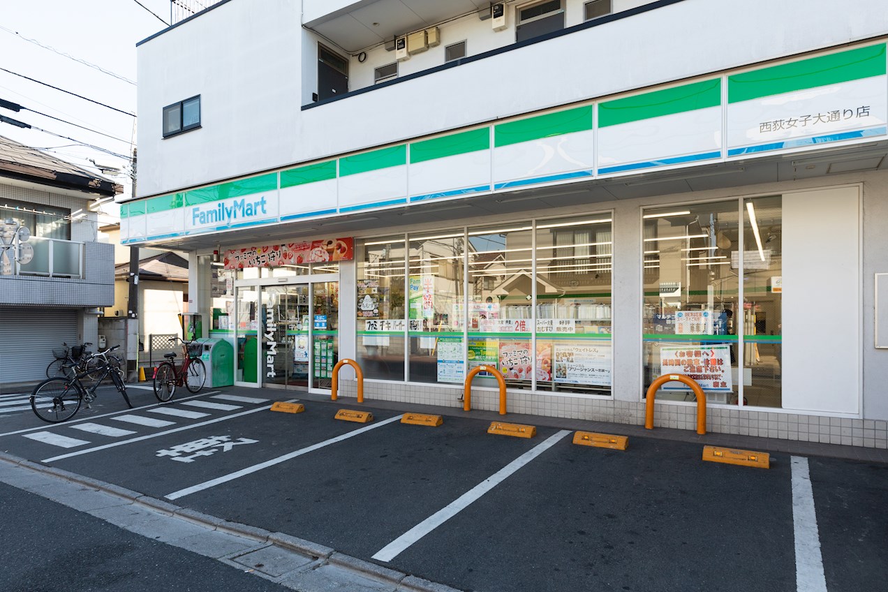 コーポ横山 コンビニ