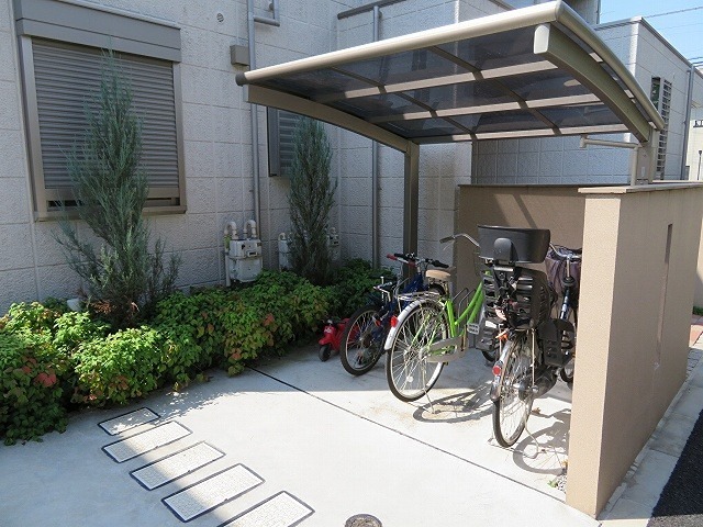 メゾン　ブラン 駐車場
