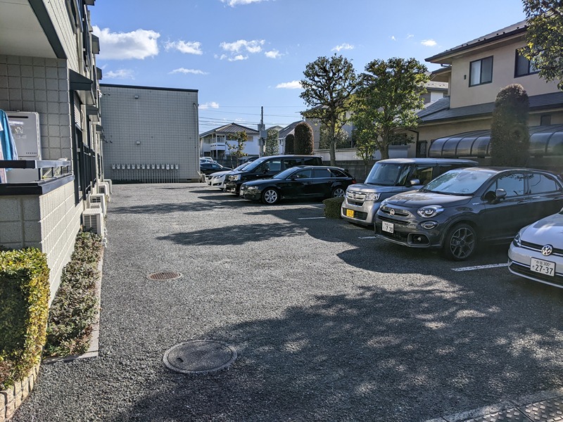 アイレックス・ヴィレッジ 駐車場