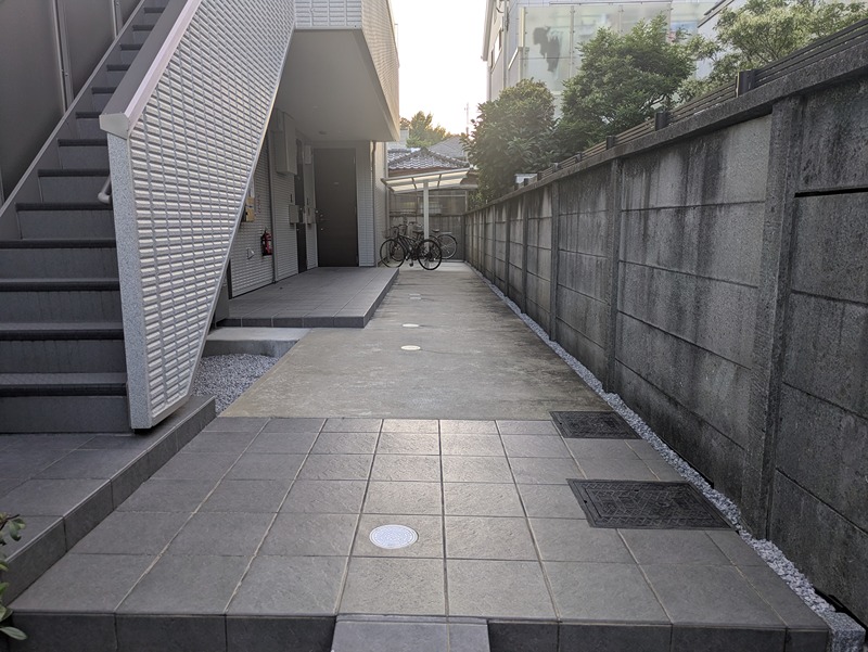 メゾン青葉 エントランス
