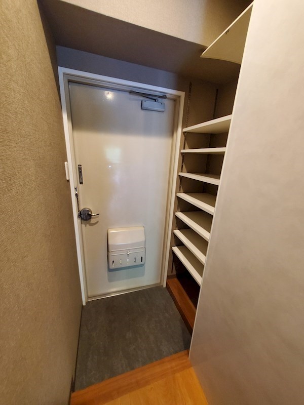 言問パークアベニュー 玄関