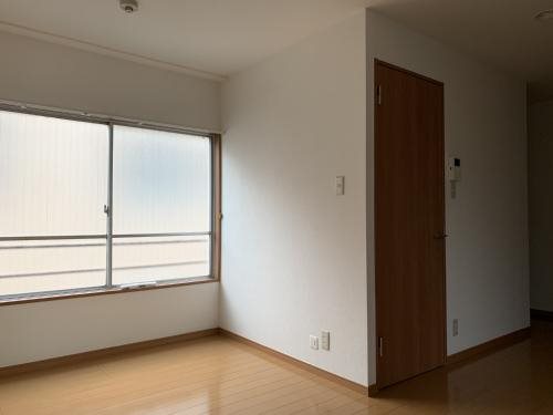 花村ビル リビング