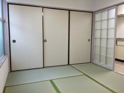 春秋ハウス ベッドルーム
