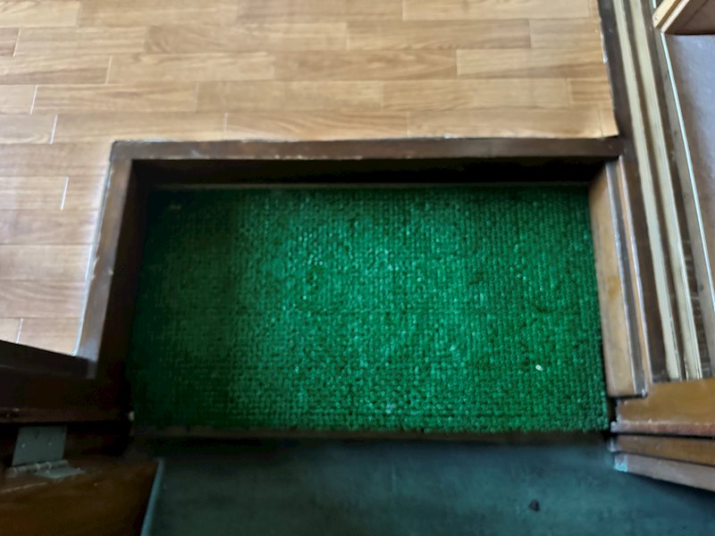 宇津木アパート  玄関