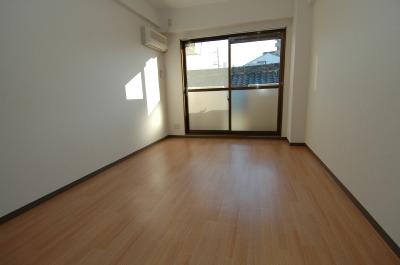 ヴィラレスポワール リビング