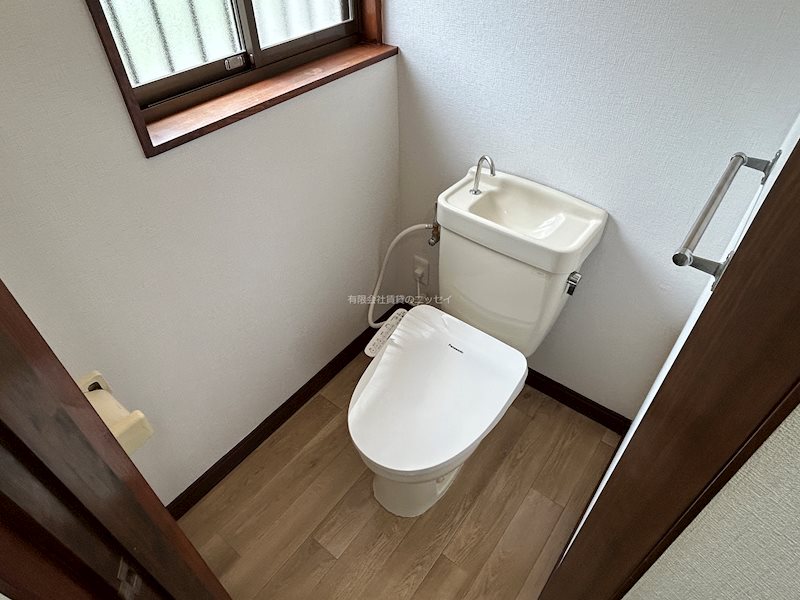 冨岡戸建貸家 トイレ
