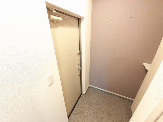 ガーデン・ヴィラ　サンサン 玄関