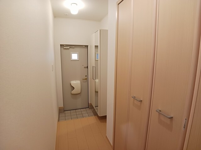 サンライズ大安 玄関