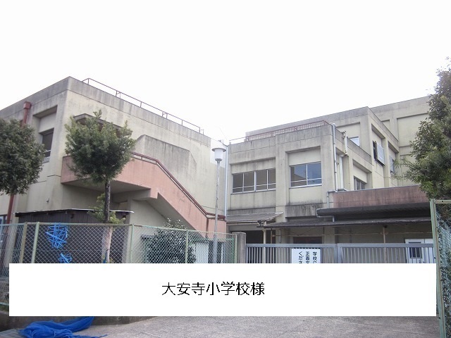プラトウハウス その他外観1