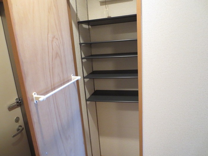 マ　メゾン志賀 収納