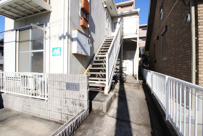 オージー石川橋 エントランス