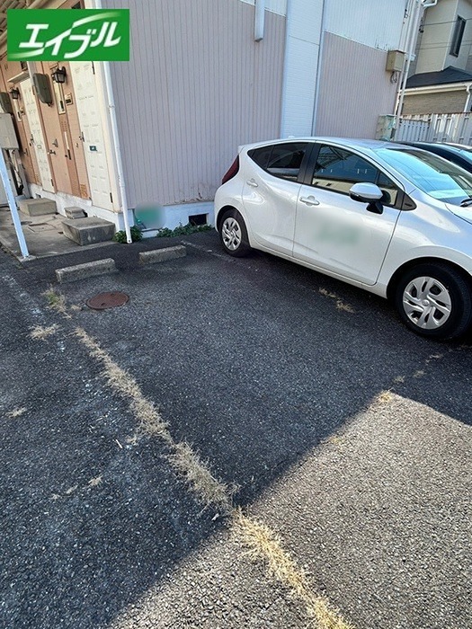 パナハイツ中川 駐車場