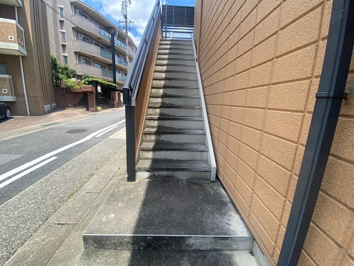 メゾン春里 エントランス