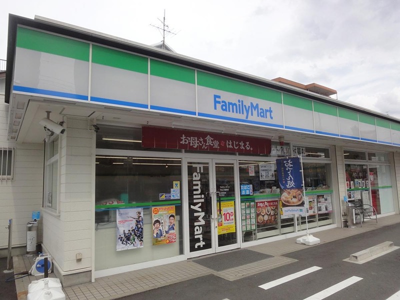 メゾンK コンビニ