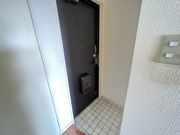 リルオズモール 玄関