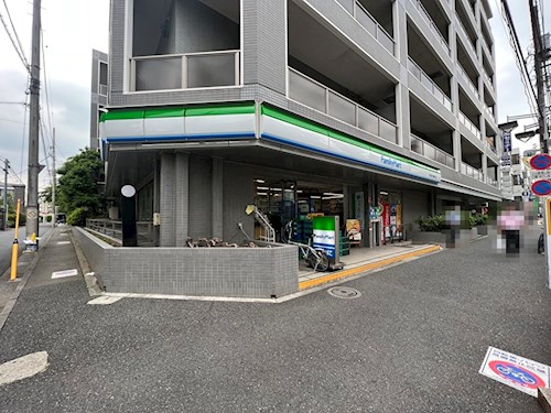 エイトビル コンビニ