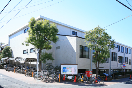 ディアスタコート千歳船橋 図書館