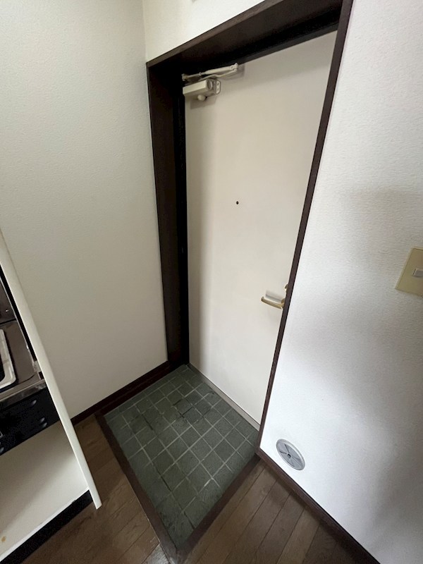 グレイセフル経堂 玄関