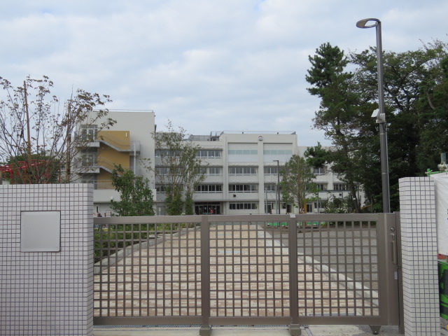 ライラック祖師谷 小学校