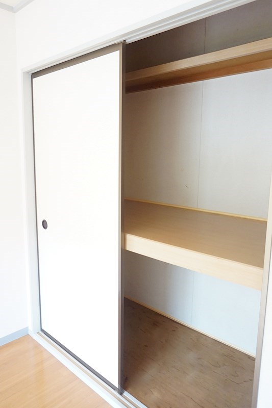 新柏ハウス 収納
