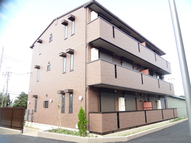 フラッツ酒井根Ⅱ 外観