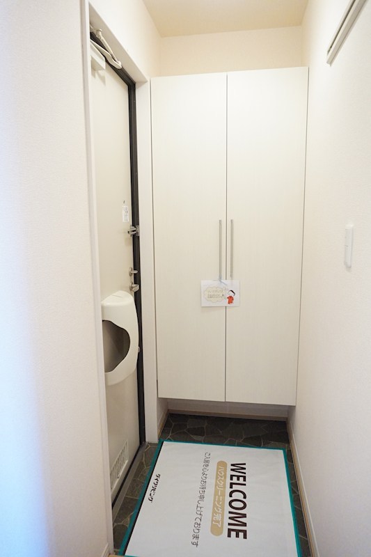 クレエB 玄関